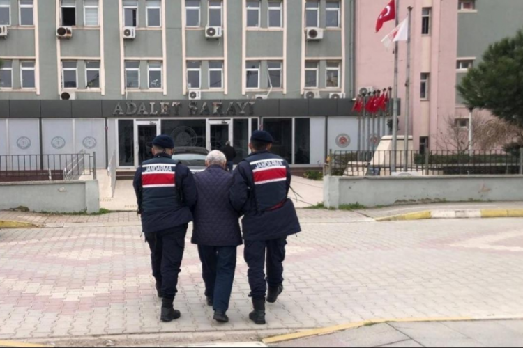 Balıkesir'de firari FETÖ hükümlüsü yakalandı