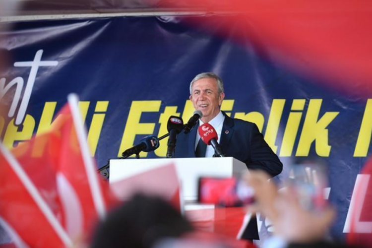 Mansur Yavaş: Halkın parasını 'proje yapıyorum' adı altında çöp projelere harcamıyoruz