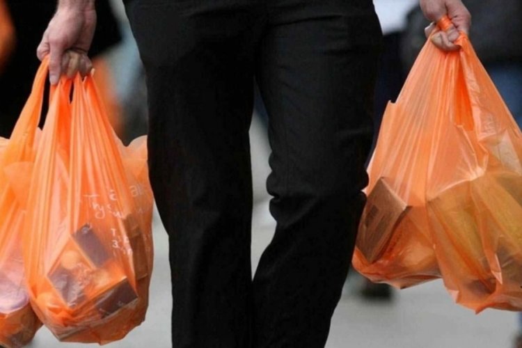 Plastik alışveriş poşetine zam geldi: Tüketicilerin ödeyeceği tutar değişecek mi? – Ekonomi Haberleri