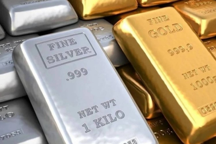 Altın rekorun kıyısında: Gümüş yeni haftaya düşüşle başladı – Ekonomi Haberleri