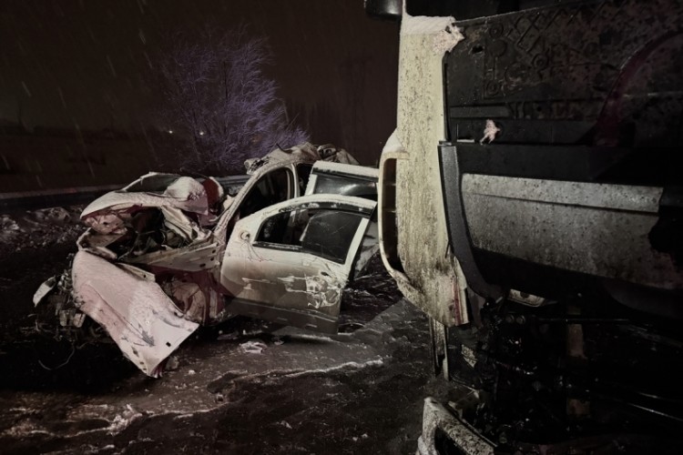 Feci kazada can pazarı! 4 kişiye mezar oldu…