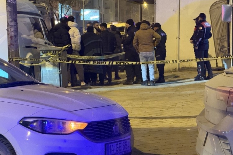 Iğdır’da iş merkezinde şüpheli ölüm